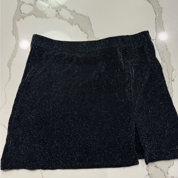 Pull & Bear sparkly mini skirt - Picture 1 of 6